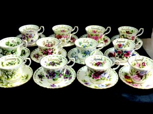 ネクストプラス市川ロイヤルアルバート洋食器買取