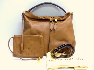 244　Louisvuitton　セレネMM　M94212