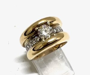 ネクストプラス市川ダイヤリング買取