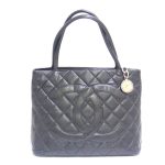 ネクストプラス市川シャネル復刻トート買取